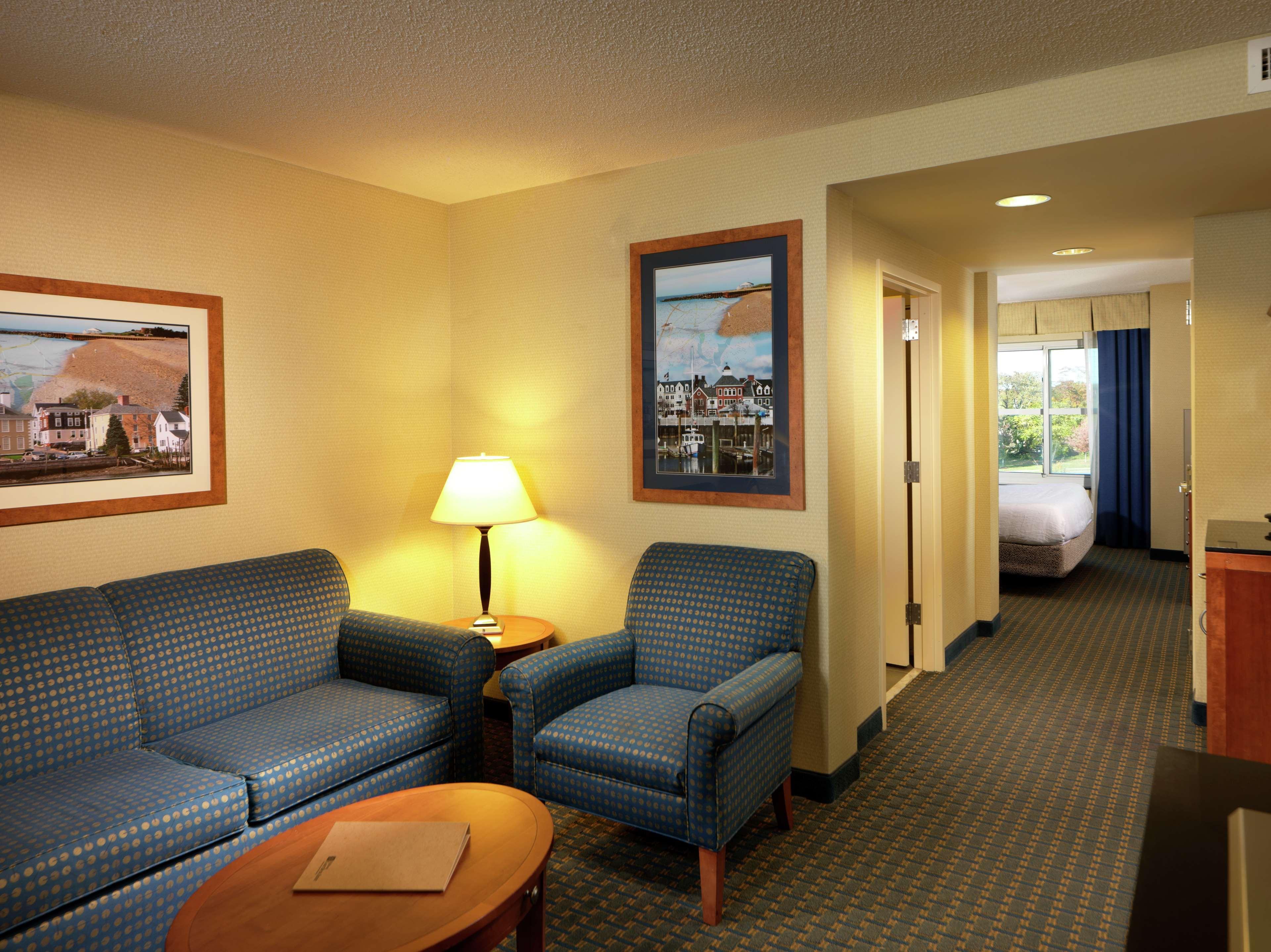 Hilton Garden Inn Milford Extérieur photo