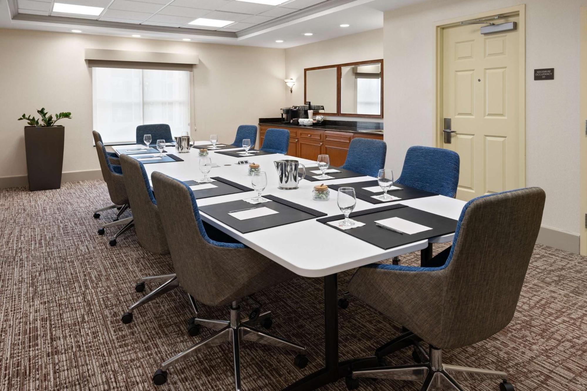 Hilton Garden Inn Milford Extérieur photo