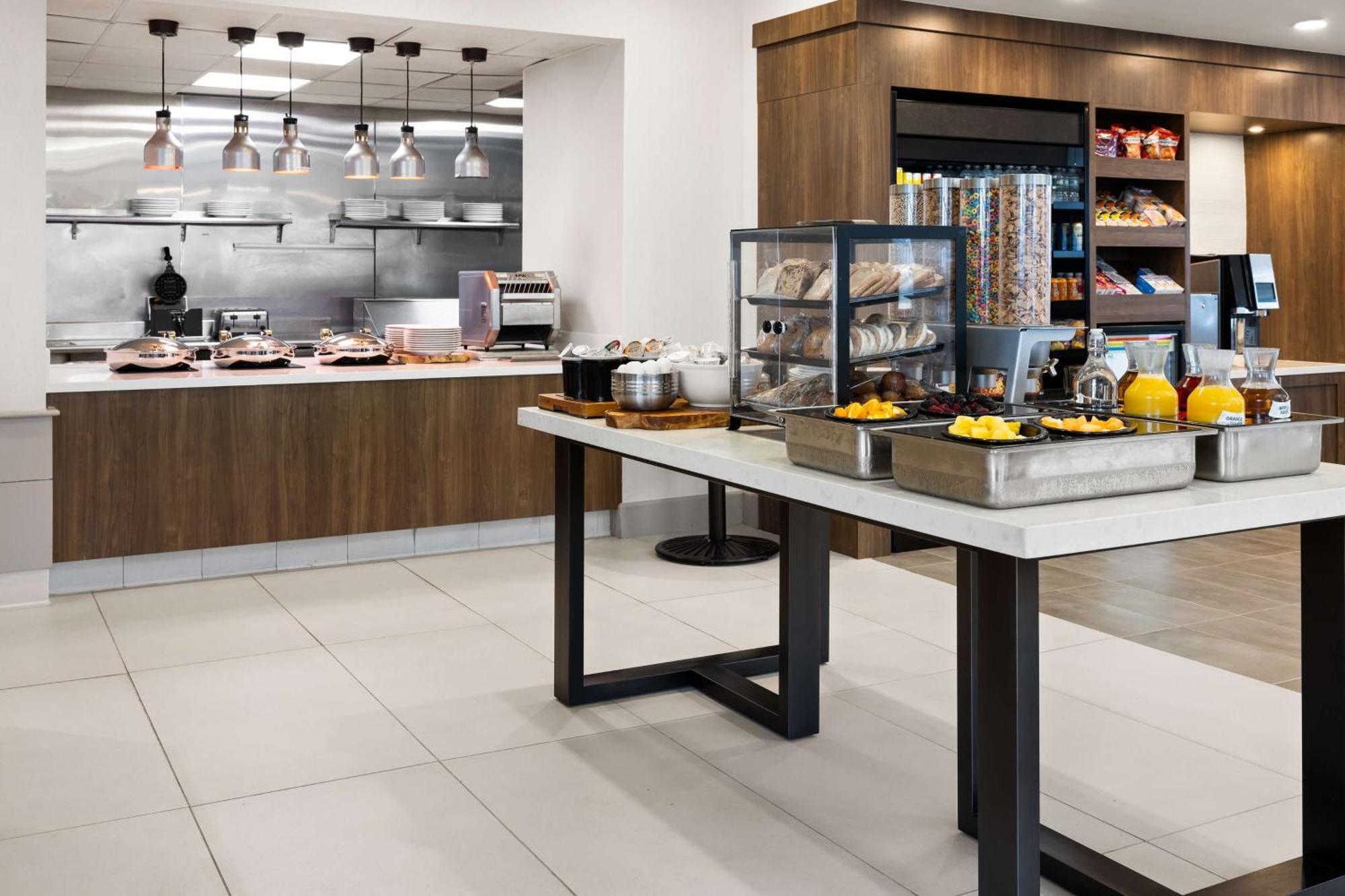 Hilton Garden Inn Milford Extérieur photo
