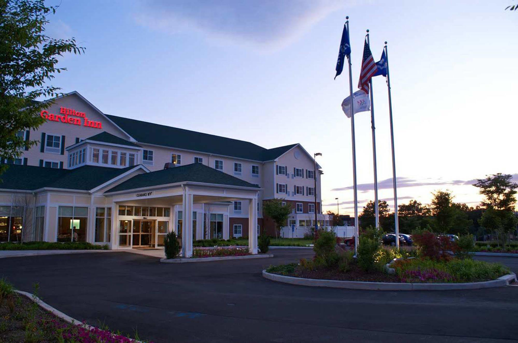 Hilton Garden Inn Milford Extérieur photo